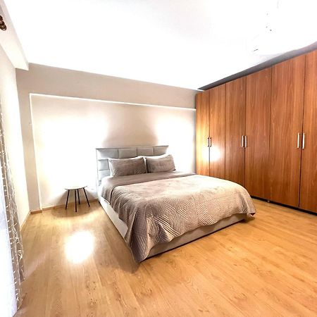 Garden Retreat Spiranca Apartment ติรานา ภายนอก รูปภาพ